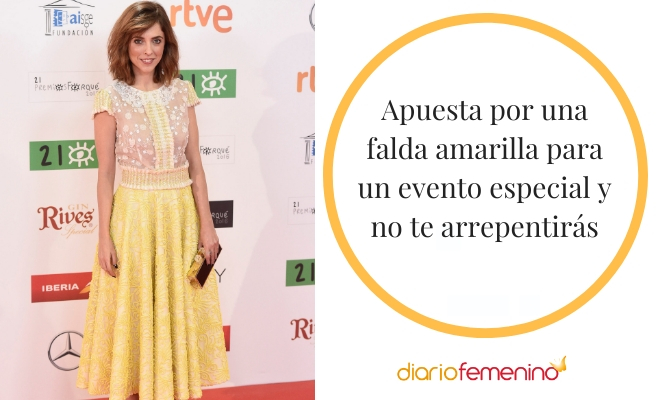 Look con falda amarilla para un evento más especial